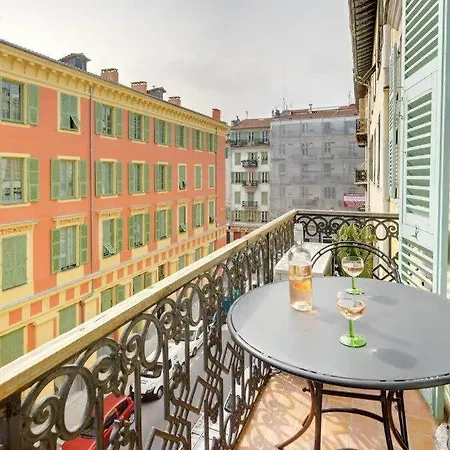 Rue Fodere Location Port Area Apartment Nice