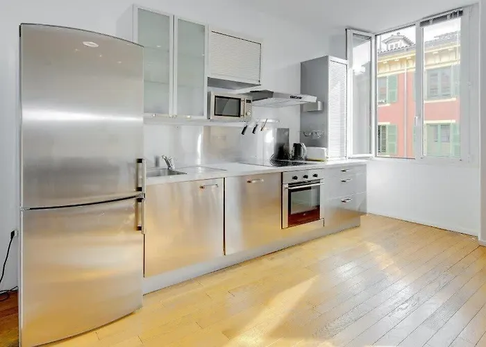 Rue Fodere Location Port Area * Nice